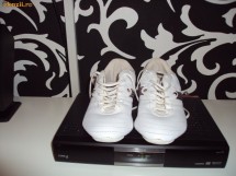 ULTIMUL PRET!!! TENESI CASUAL DAMA ADIDAS !! foto