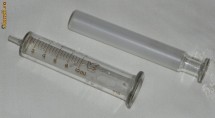 SERINGA DIN STICLA (ASA CUM ERA ODATA...) , de 10 ml, cu corpul si pistonul din sticla foto