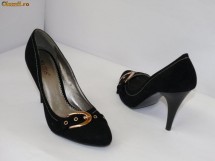DEOSEBITI ! Pantofi pentru femei ,catifea, negrii , toc inalt,  - (Biltis 541-16D black ) 40% REDUCERE foto