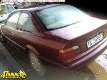 BMW 320i Coupe foto