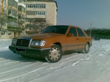 mercedes w124 foto