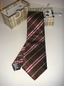 cravata / butoni / batista Burberry ... set ideal cadou foto