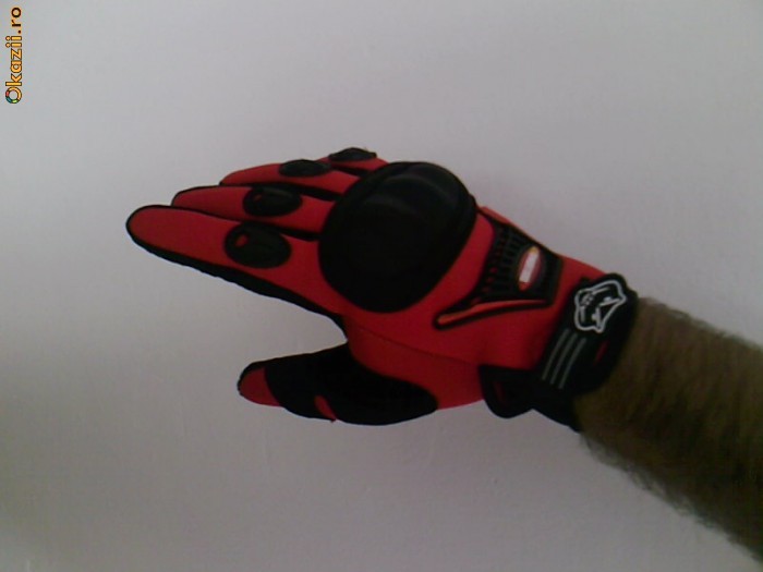 SUPER MANUSI MOTO - PROTECTII CARBON - NOI !!! foto mare