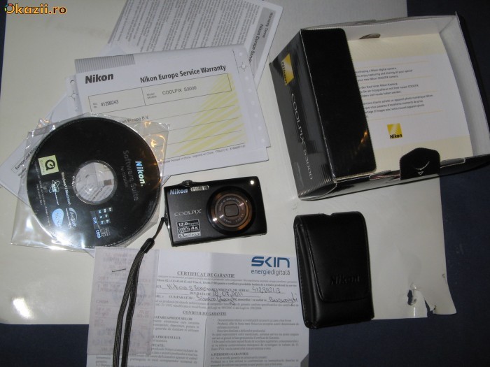 VAND CAMERA FOTO DIGITALA NIKON S3000,CA NOUA IN GARANTIE foto mare