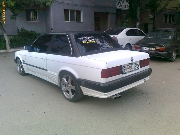 FOLIE AUTO PT STOPURI , FOLIE AUTOCOLANT ORICE CULOARE SI CARBON foto mare