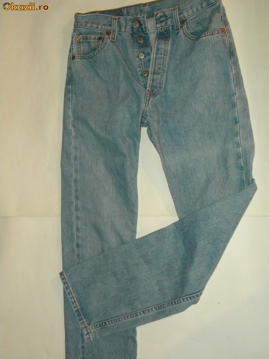 blugi  LEVIS  501 foto mare
