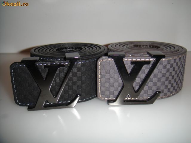 CURELE   LOUIS VUITTON  DIN PIELE CAMOSCIO foto mare