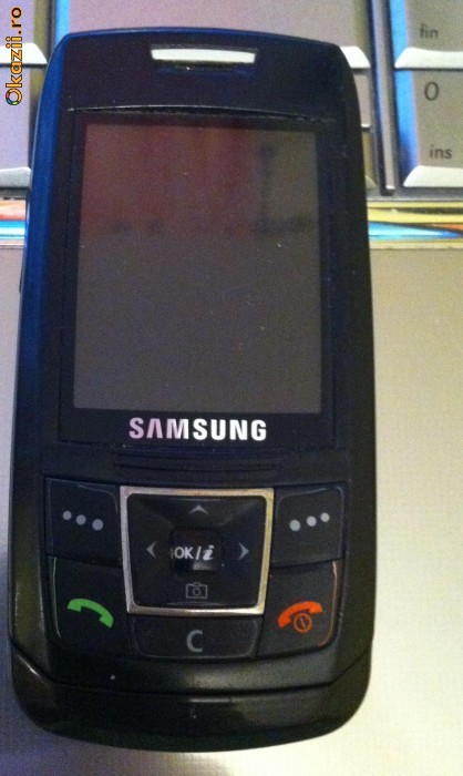 Samsung E250 defect foto mare