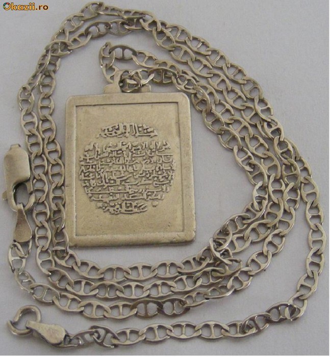 Lant vechi din argint cu medalion cu text in limba araba  - de colectie foto mare