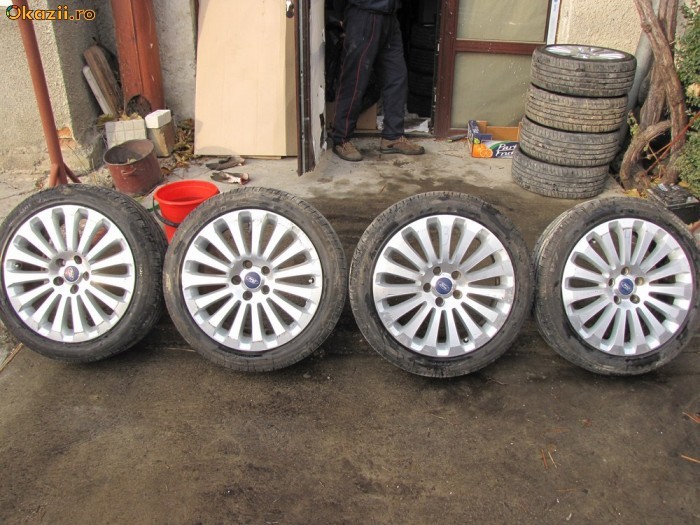 Jante Originale Ford + Anvelope Pirelli P7 17 foto mare