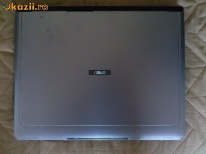 Vand asus z92j defect foto mare