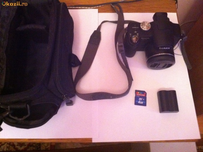 Camera Foto Panasonic LUMIX FZ8 + Toate Accesoriile foto mare
