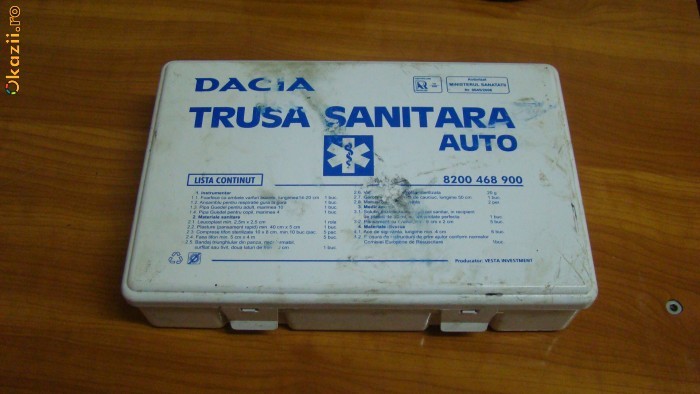vand truse sanitare auto foto mare