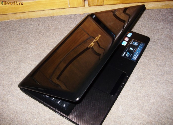 Laptop ASUS x52j foto mare
