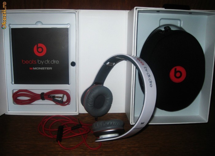 Casti Beats by Dr Dre Solo HD White foto mare