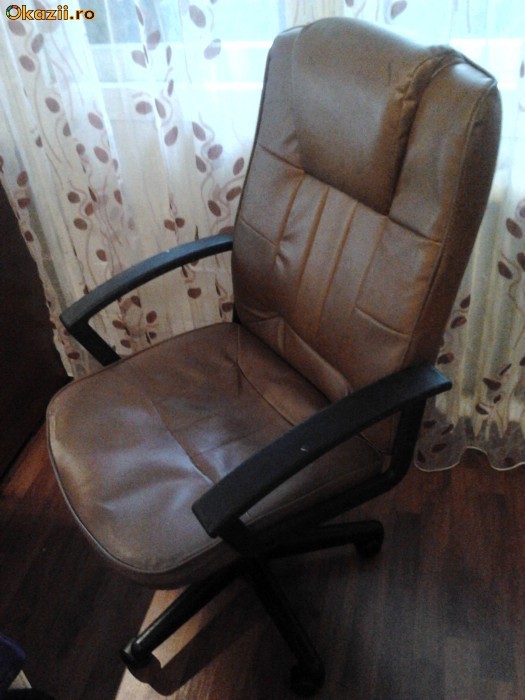 Vand scaun directoral ergonomic , f ieftin -70% foto mare