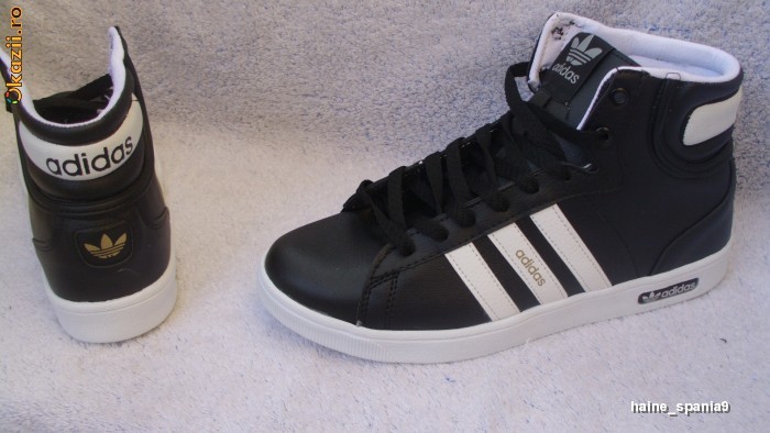 Adidasi/ Ghete Adidas Monaco foto mare