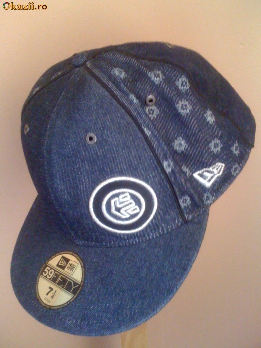sapca new era etnies foto mare