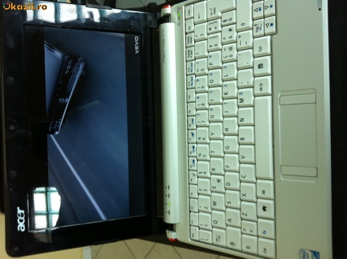 Vand Aspire ONE alb perfecta stare fara zgarieturi foto mare