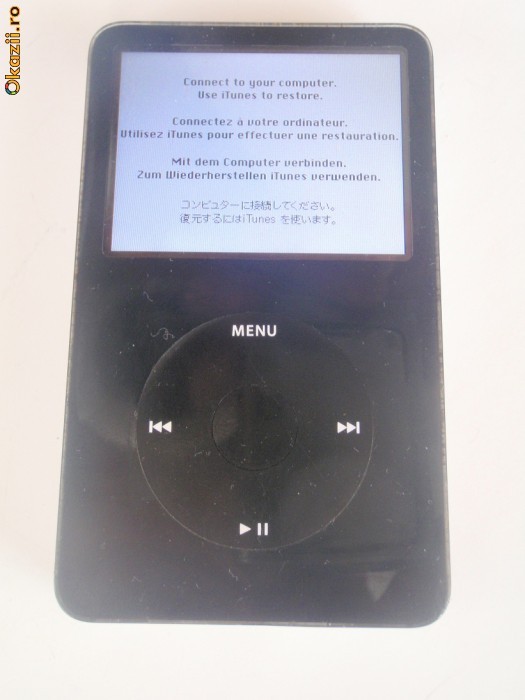 IPOD 30 Gb cadou DOG STATION BOXA foto mare