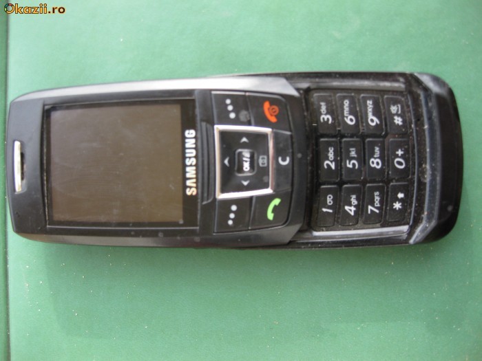Samsung SGH-E250 foto mare