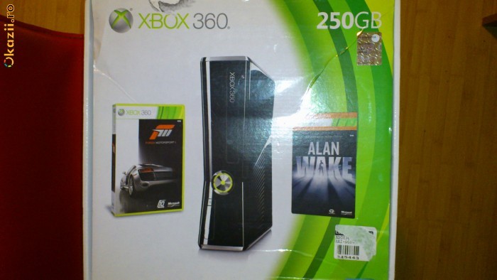 XBOX 360 250GB+8 JOCURI ORIGINALE+2 CONTROLLERRE WIFI+TELECOMANDA foto mare