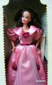 Hallmark Sweet Valentine Barbie 1995, exceptionala foto Hallmark Sweet Valentine Barbie 1995, exceptionala foto