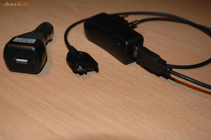 2 Incarcatoare GSM de la 220 V si 12 V - prin USB - noi - foto mare