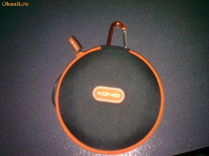 Vand boxa portabila pentru telefon,mp3 player etc. foto mare